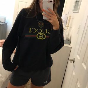 Bootleg Gucci pullover